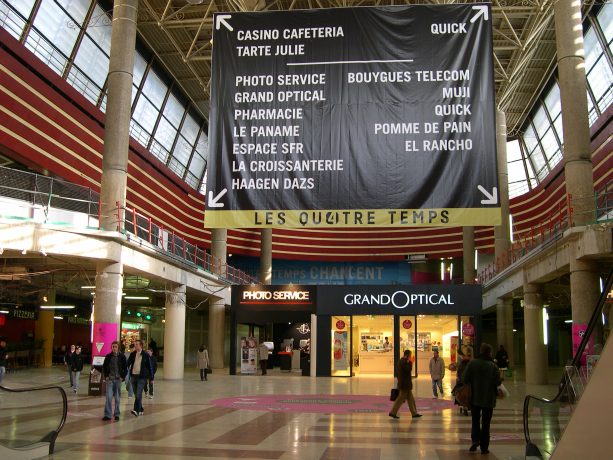  centre commercial les Quatre Temps, les boutiques